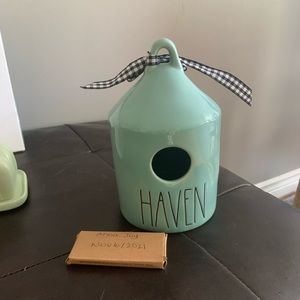 Rae Dunn “HAVEN” birdhouse.